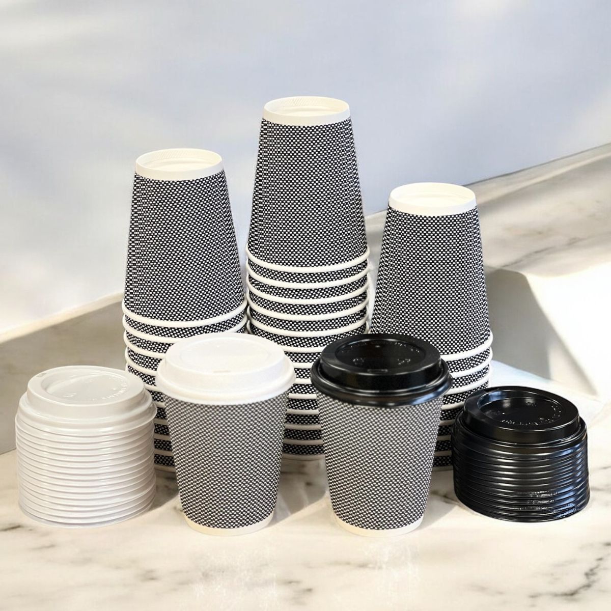 Pack of 500 Disposable Chex Design Kraft Coffee Cups Size 8oz, 12oz & 16oz.