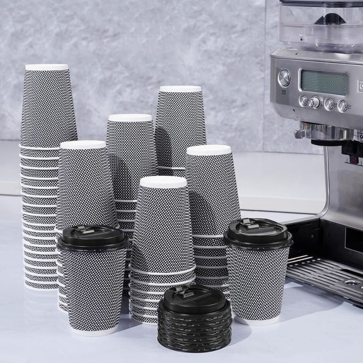 Pack of 500 Disposable Chex Design Kraft Coffee Cups Size 8oz, 12oz & 16oz.