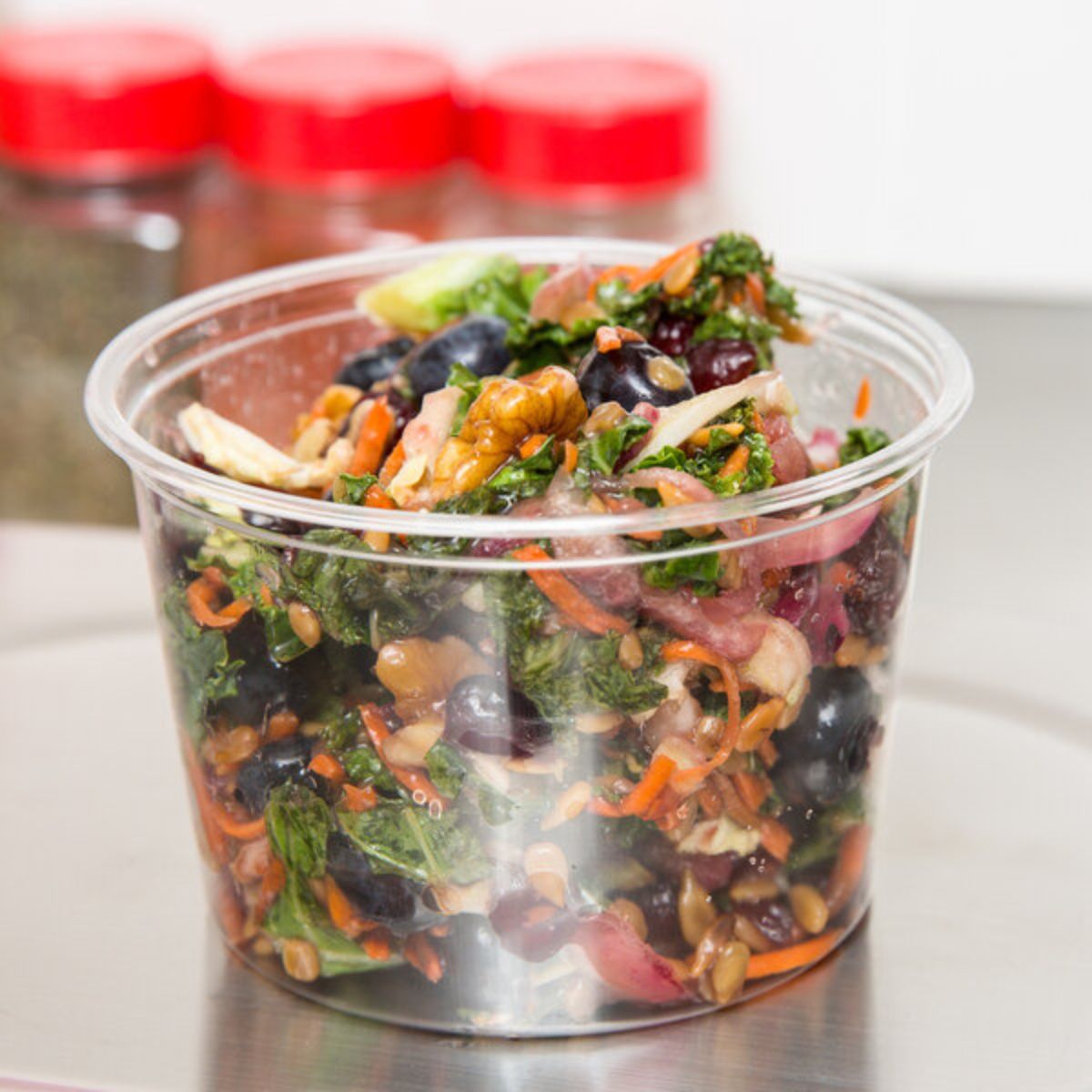 Pack of 250 Clear Round Plastic Takeaway Containers with Lids Available Sizes 8oz, 12oz & 16oz.