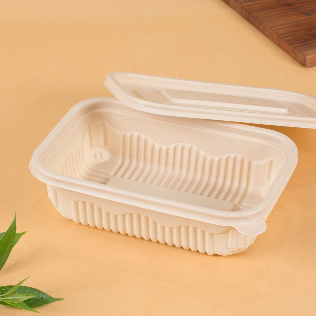 Pack of 200 Corn-Starch Rectangle Food Containers with Lids | BPA-Free, Biodegradable, Microwave & Freezer Safe