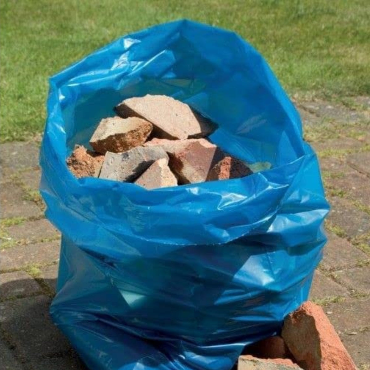 Pack of 100 Rubble Sacks Heavy Duty Garden waste Bags Blue / Black Colours Size - 32L (20" X 30")