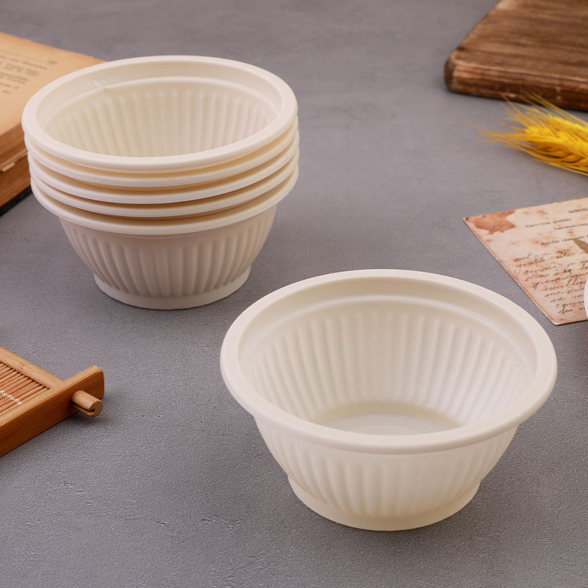 Pack of 200 Corn-Starch Disposable Round Food Bowls | Biodegradable, BPA-Free, Microwave & Freezer Safe
