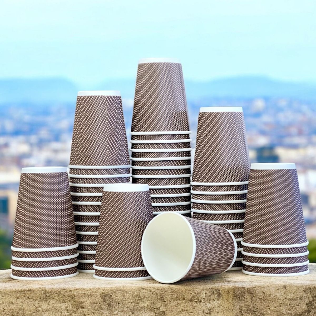 Pack of 500 Disposable Chex Design Kraft Coffee Cups Size 8oz, 12oz & 16oz.